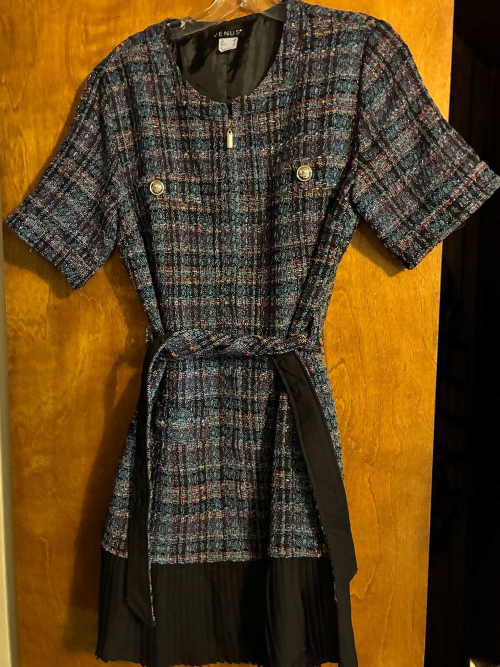 Tweed dress size 10, multi colored on black. no tags/never worn